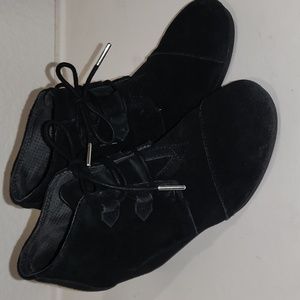 Toms black suede size 9.